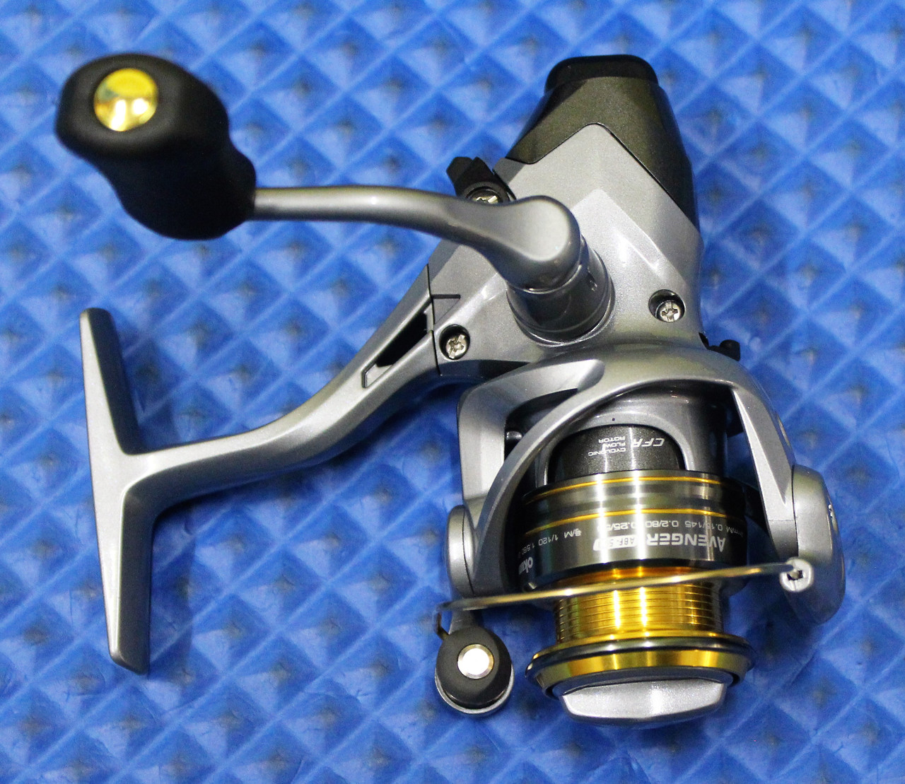 Okuma Avenger ABF Spinning Reel