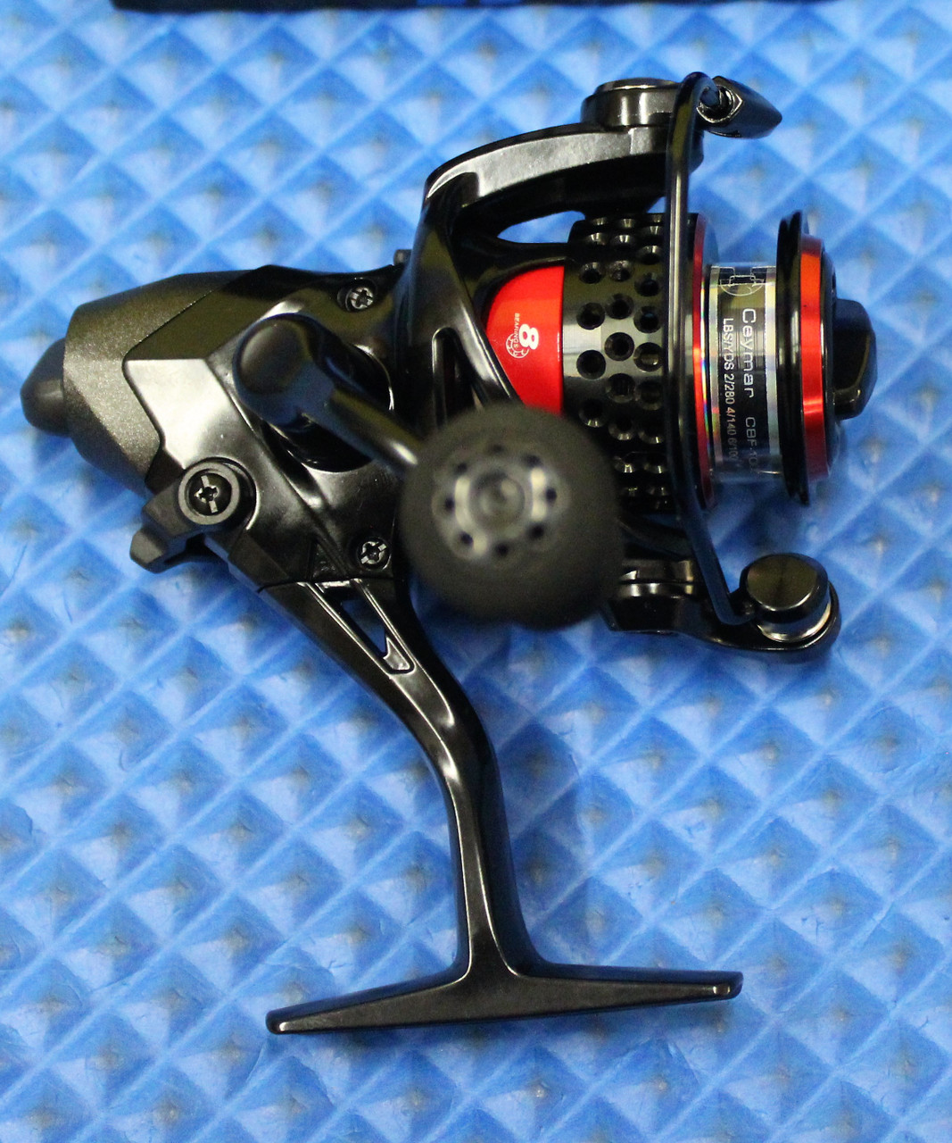 Okuma CBF-40 Ceymar Baitfeeder Spinning Reel 739998138104