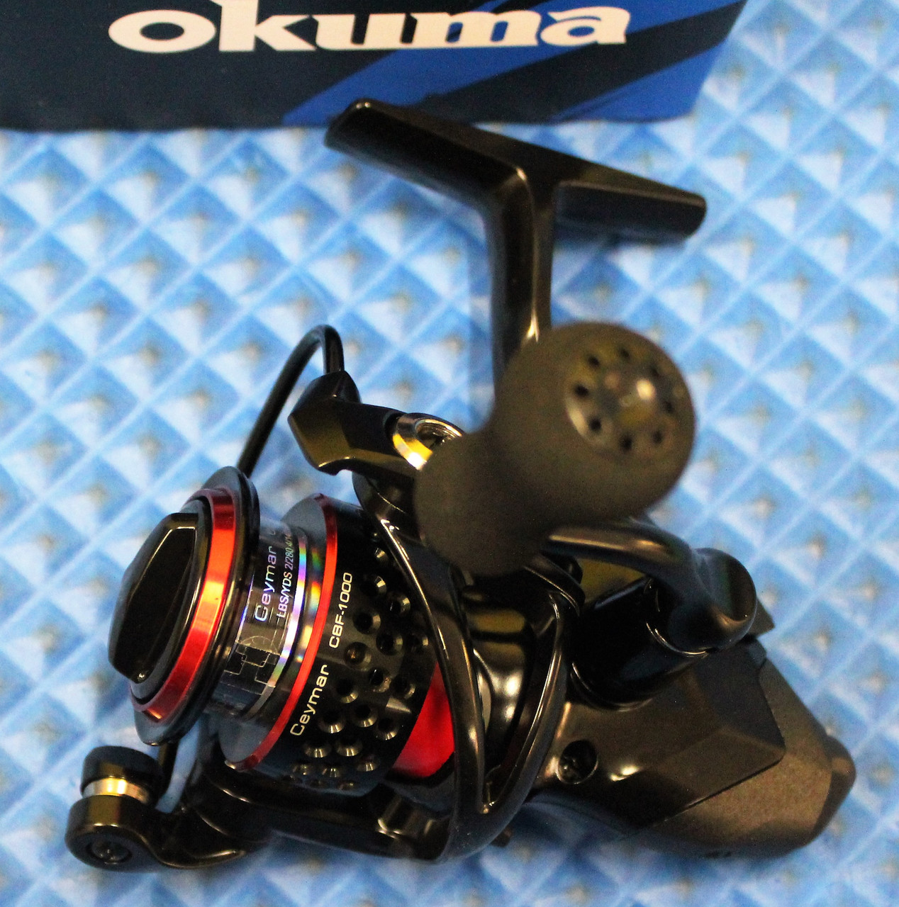 Okuma CBF 3000 bait feeder spinning reel — Fishermen's Headquarters  Bradenton Florida