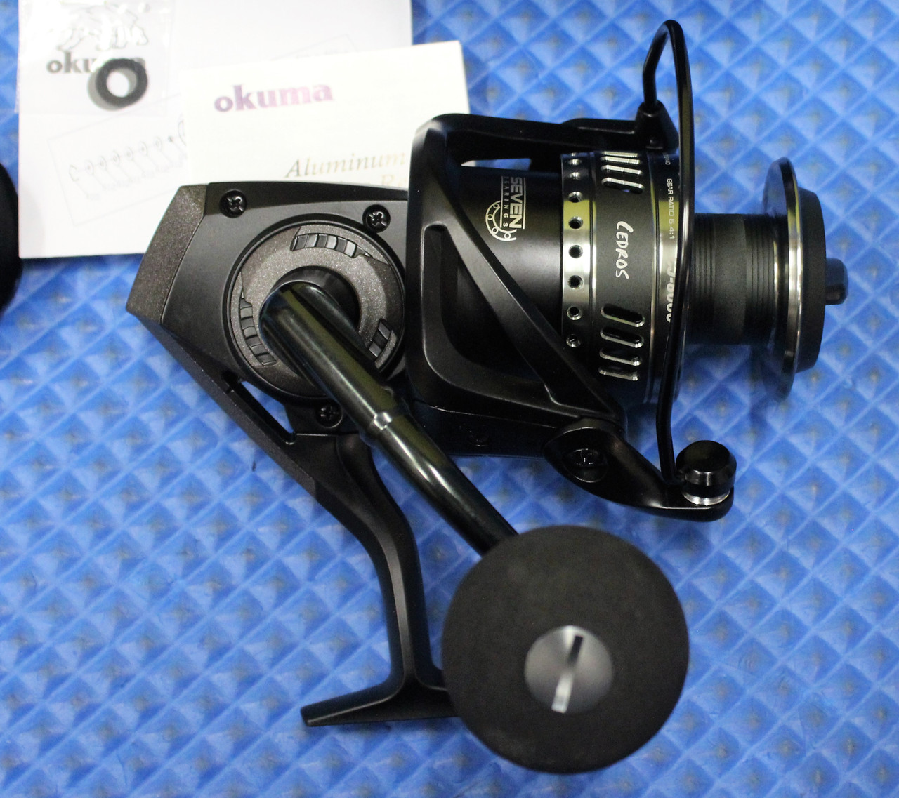 Okuma Australia - NEW! Send it deep and pull the plug with the new Cedros  CJ-100000 spin reel! Available in left and right-hand models, the CJ-100000  boasts a PE8 capacity of 8km