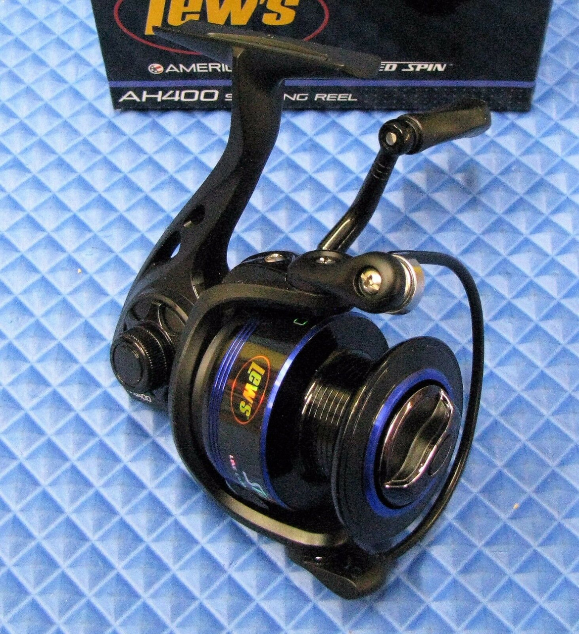 Lews AH400 American Hero Spinning Reel - TackleDirect