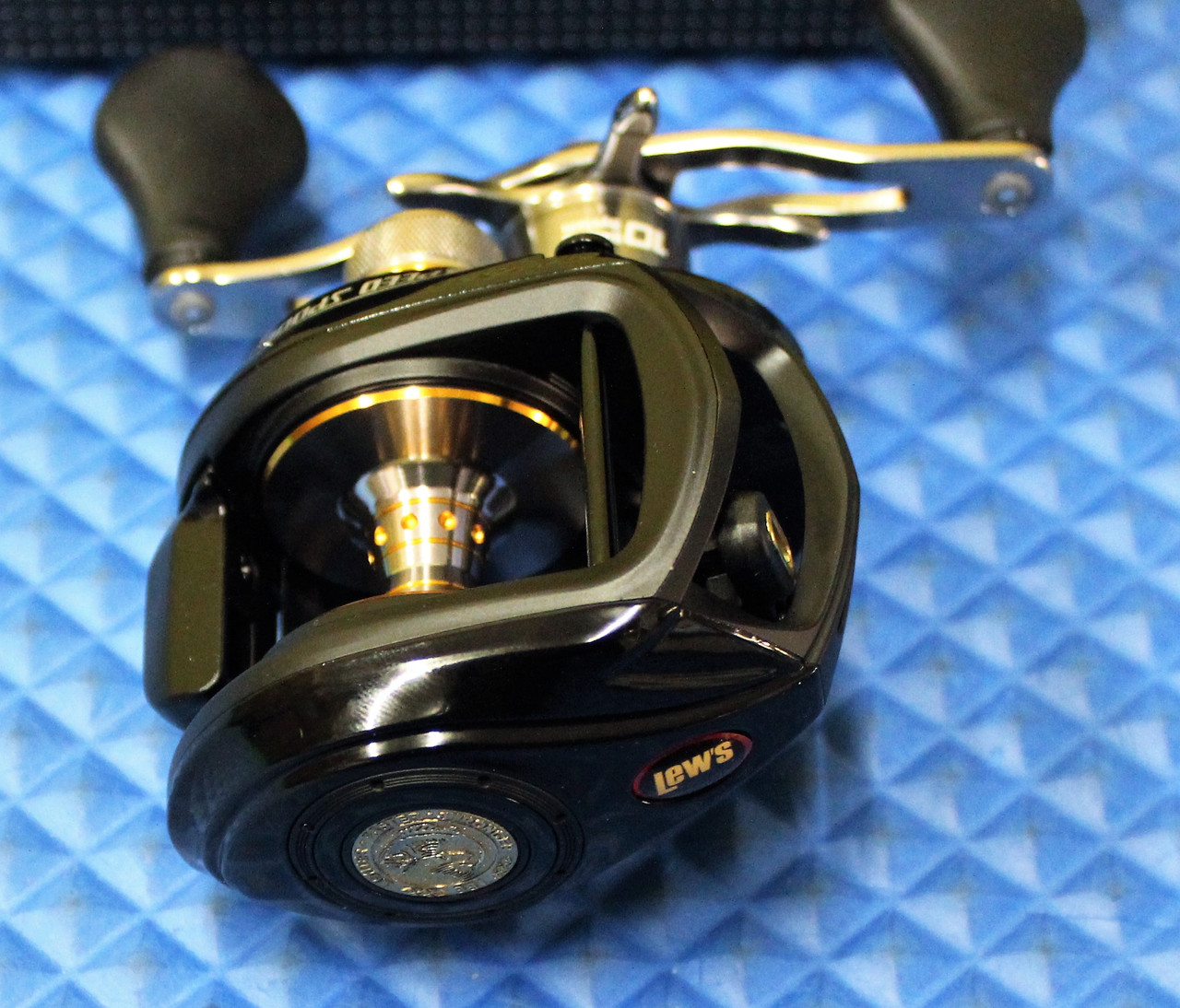 Lew's BB1 Series Speed Spool® Baitcaster Reels 10 Bearing System CHOOSE  YOUR MODEL!