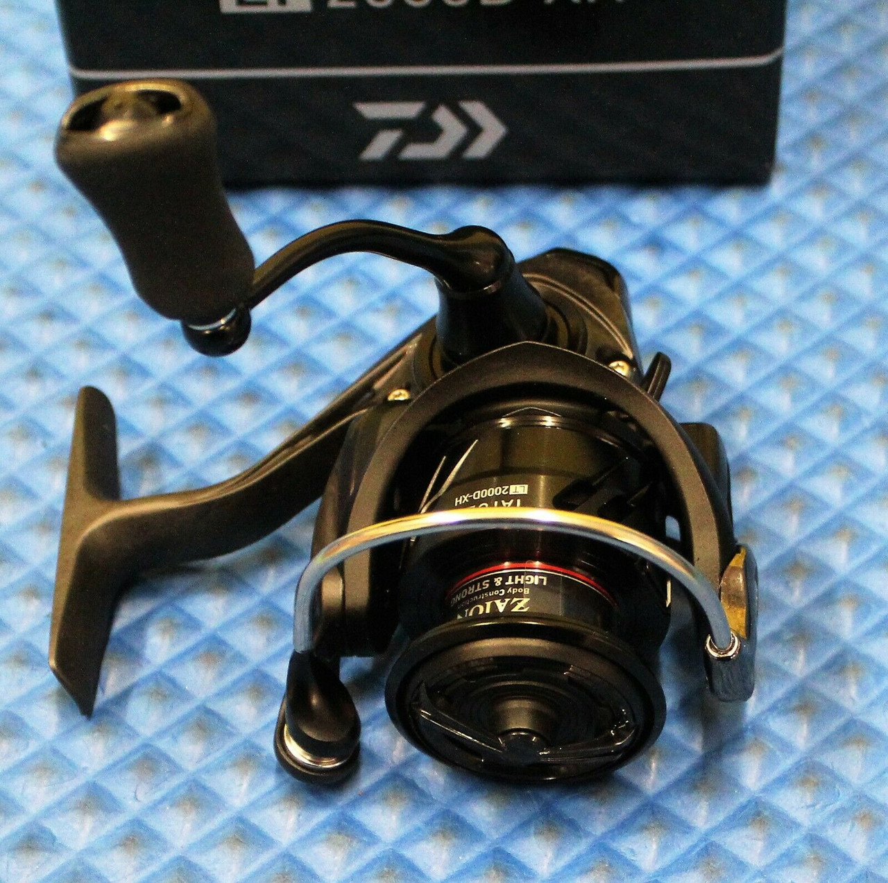 Daiwa TALT4000-CXH Tatula LT 4000 6.2:1 Ambidextrous Spinning Reel