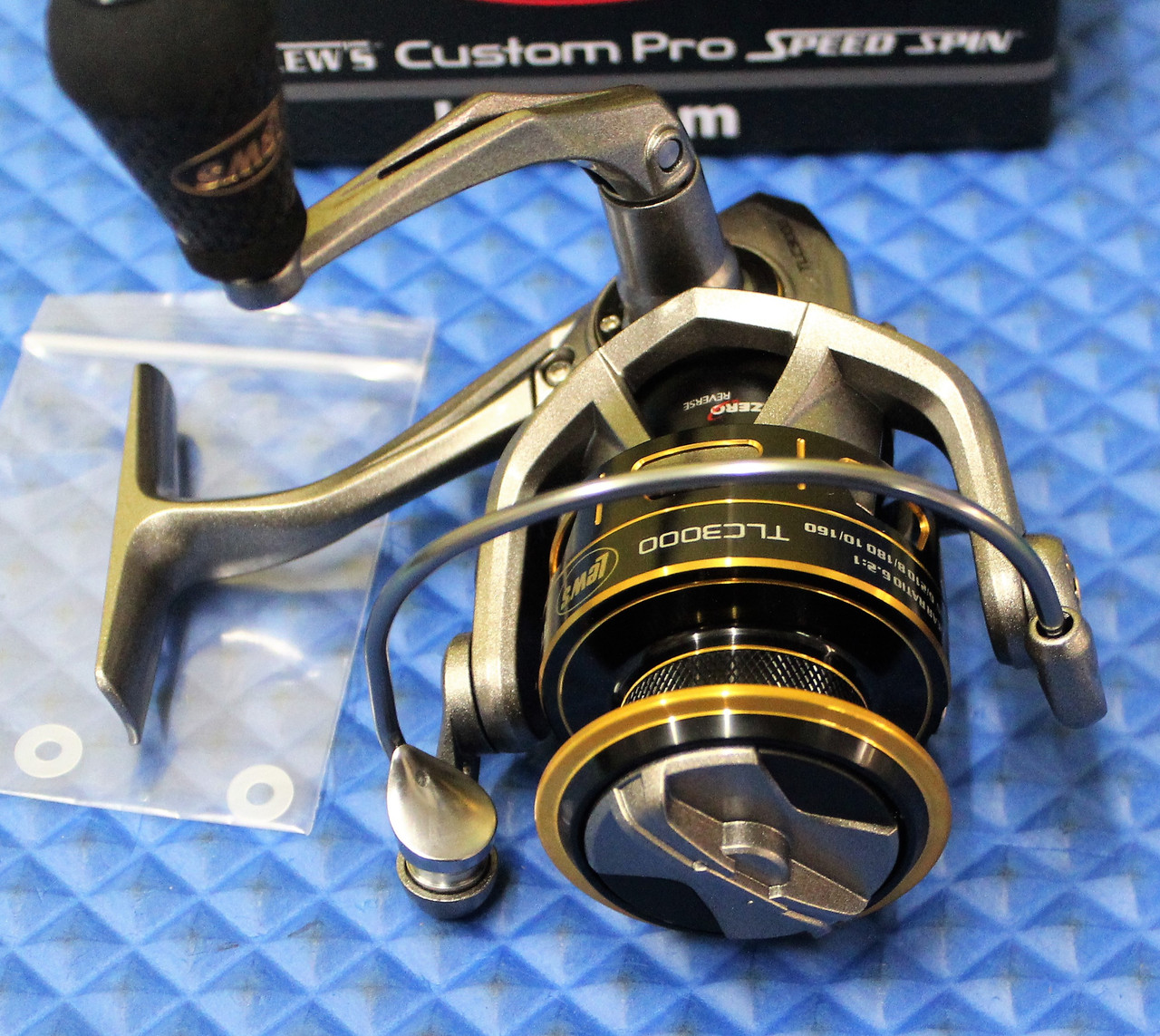 Lew's Custom Pro Speed Spin Spinning Reel