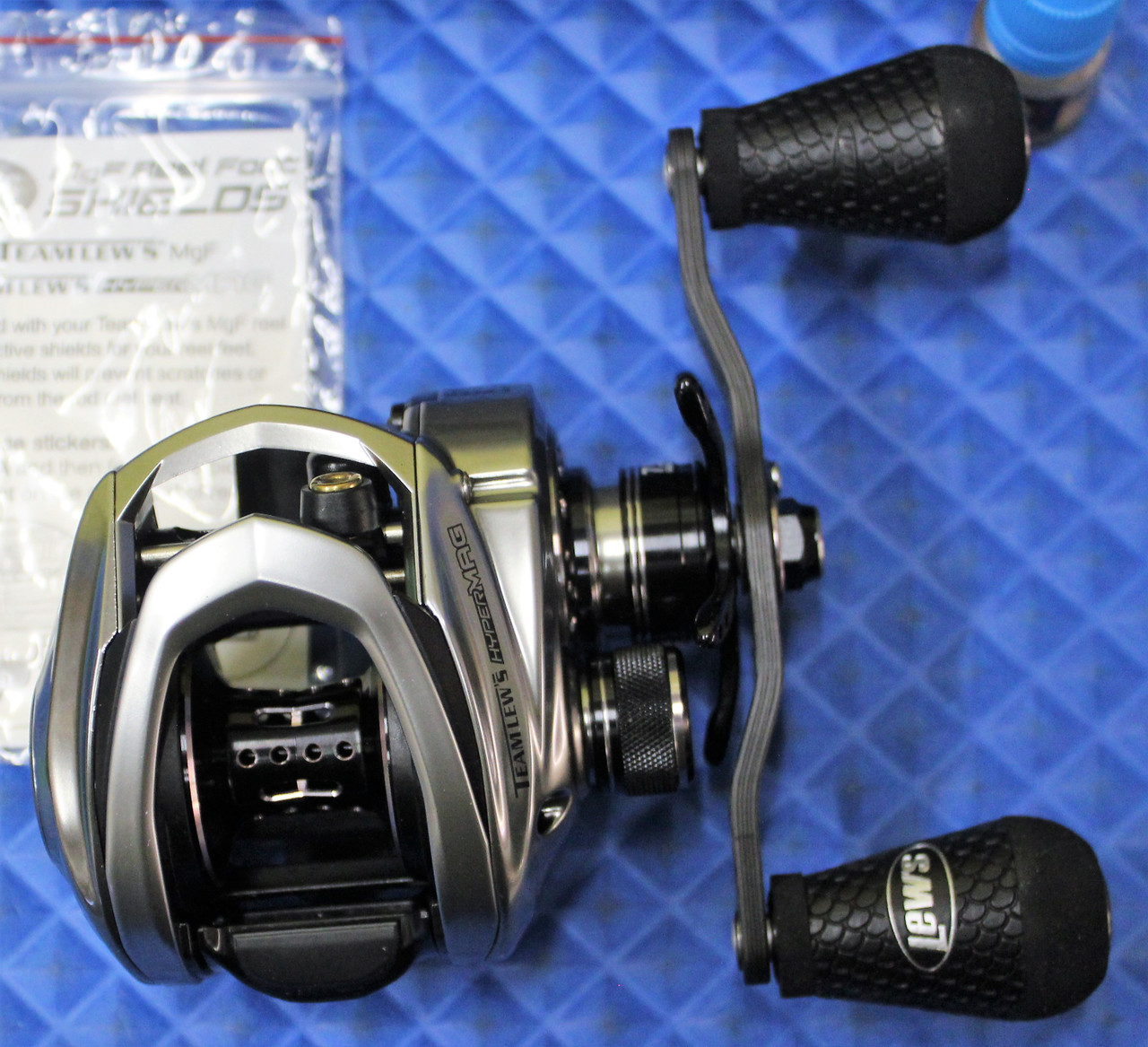 特別価格Lew's Team Lews HyperMag SLP 7.5:1 Right Hand Baitcast Reel並行輸入 Lew\u0027s Team Lew\u0027s HyperMag Baitcasting Reel | Sportsman\u0027s Guide