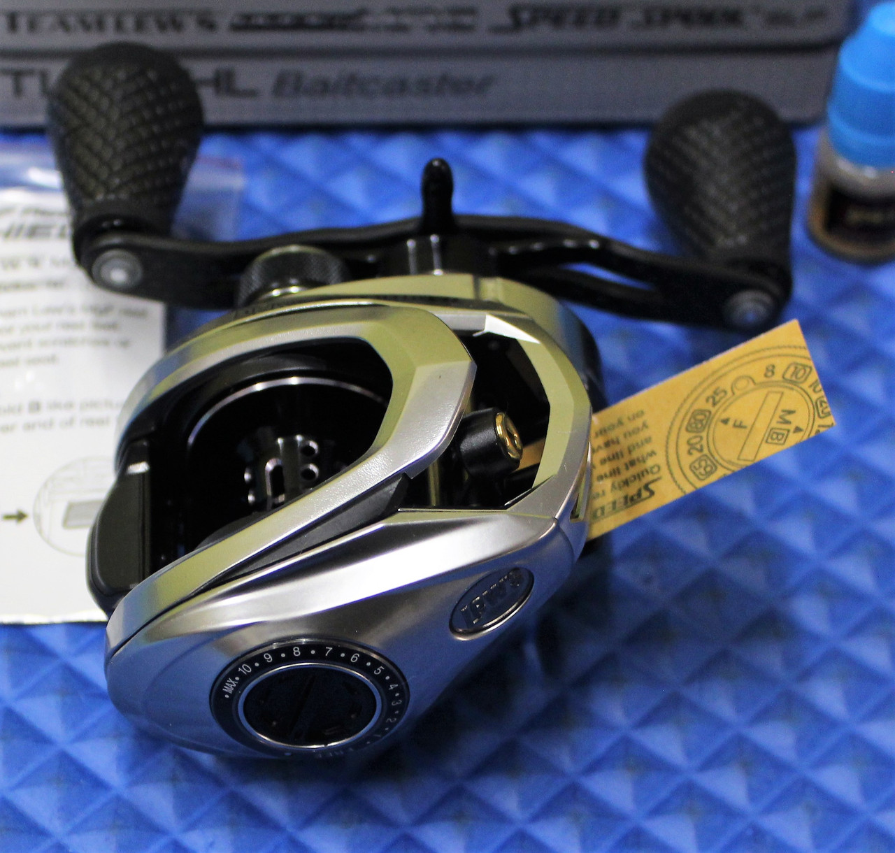 特別価格Lew's Team Lews HyperMag SLP 7.5:1 Right Hand Baitcast Reel並行輸入 Lew\u0027s Team Lew\u0027s HyperMag Baitcasting Reel | Sportsman\u0027s Guide
