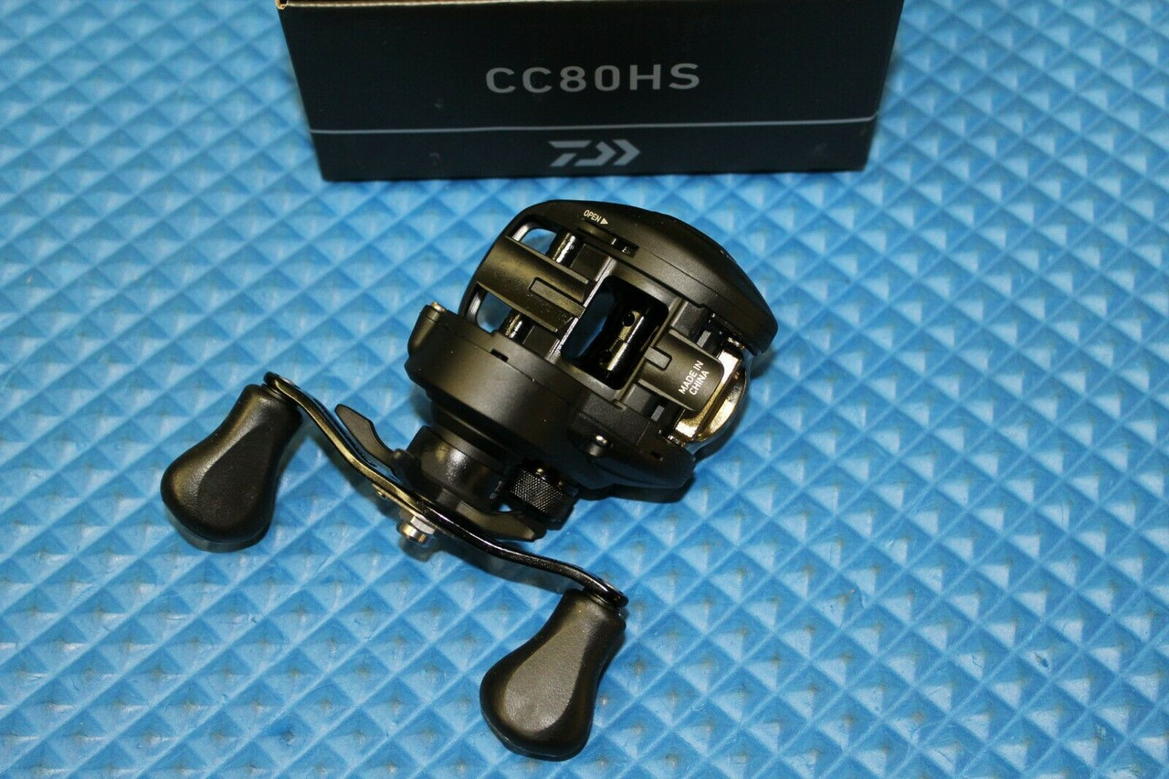 Daiwa CC80 Baitcasting Reels Small Bass & Walleye Fishing Carbon