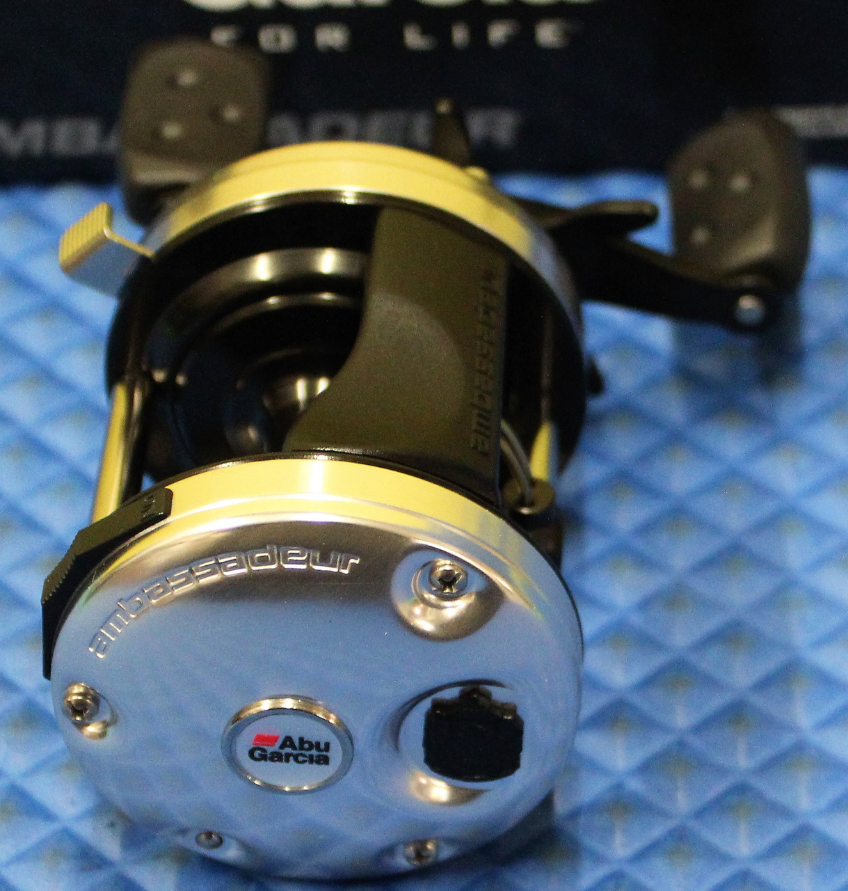 Vintage Abu Garcia Ambassadeur 2500C Bait Casting Fishing Reel