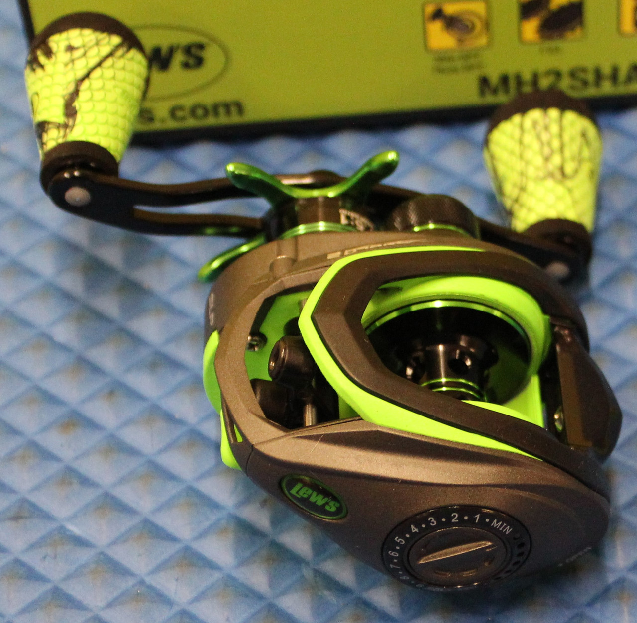 Lew's Mach SMASH SLP Baitcast Reel