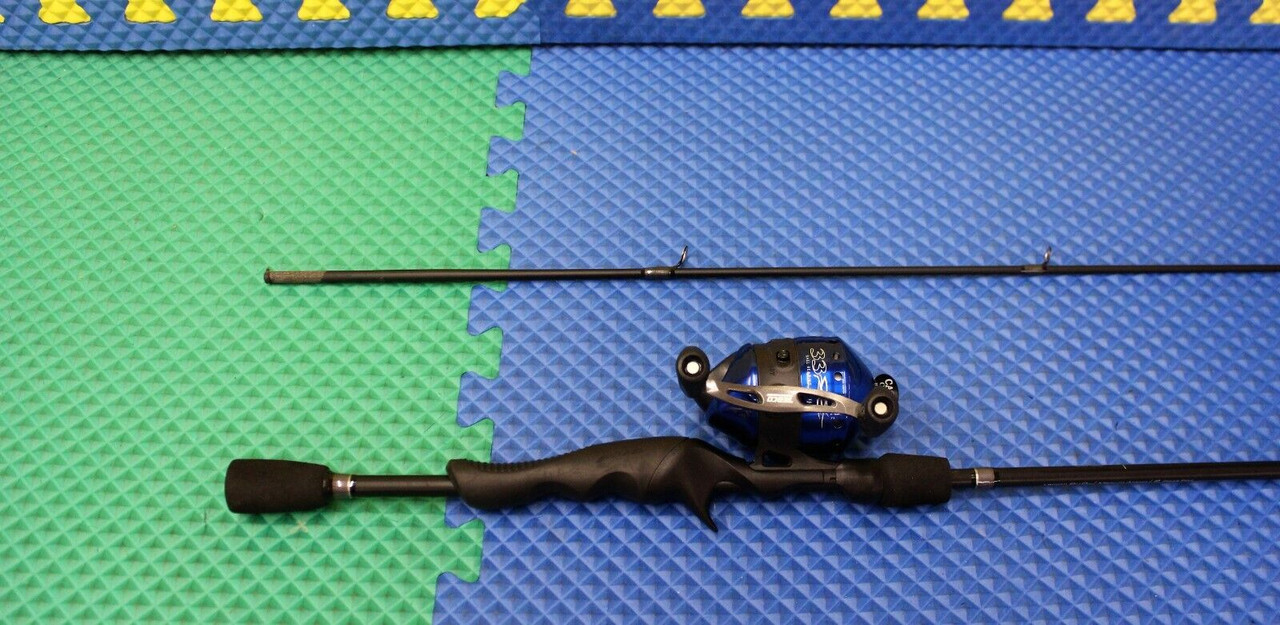 Zebco Spincast Combo 33ATBLC6O2M 6' Rod With 33 Metallic Blue Reel