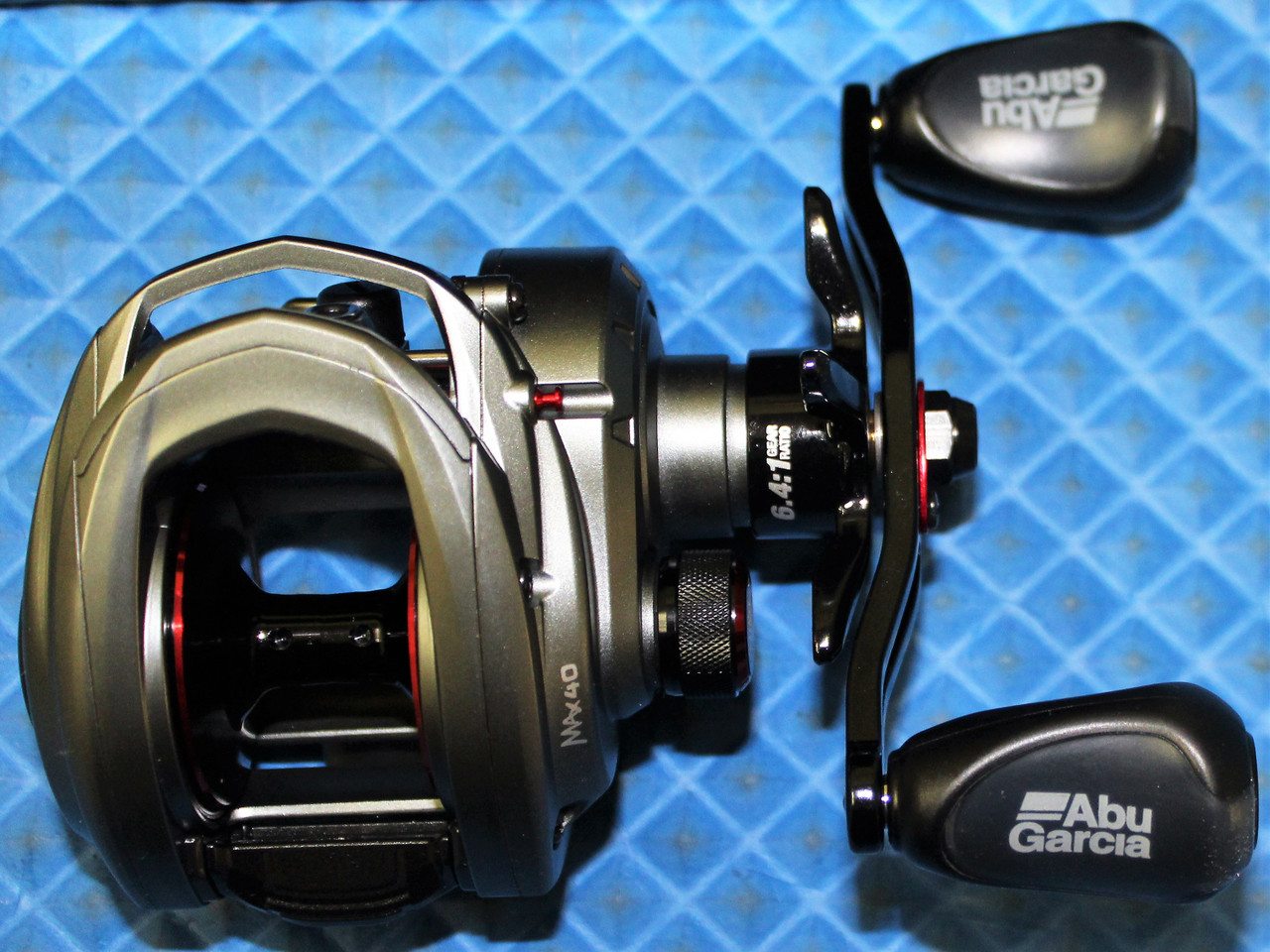 Abu Garcia Bass 6.4: 1 Gear Ratio Fishing Reels