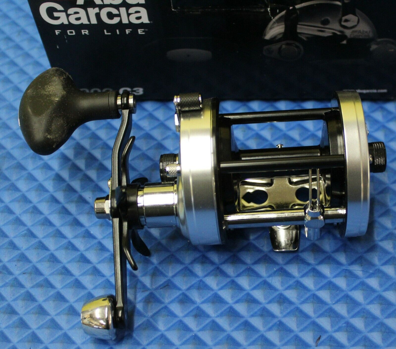 Abu Garcia Ambassadeur 7000 C3 Round Baitcast Reel C3-7000 1324531