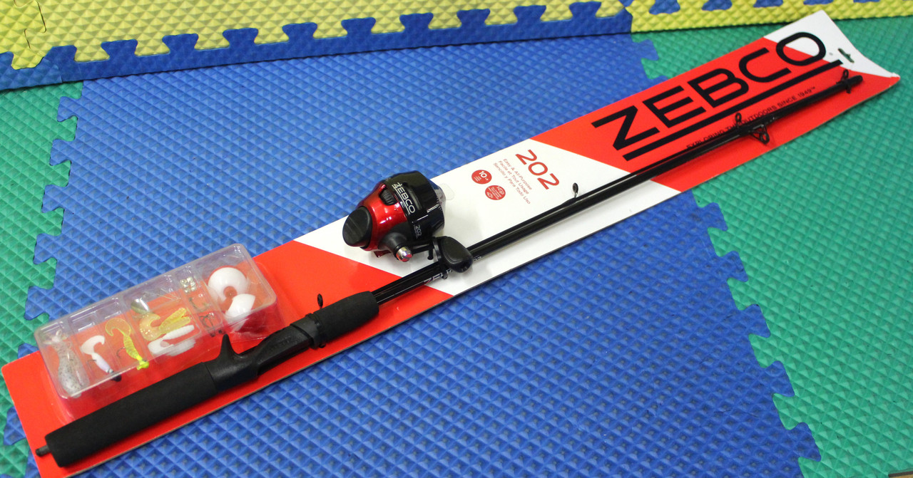 Zebco 202 5' 6" Medium Light Spincast Combo Pre-spooled Reel And 27pc Tackle Kit 1245562MLB