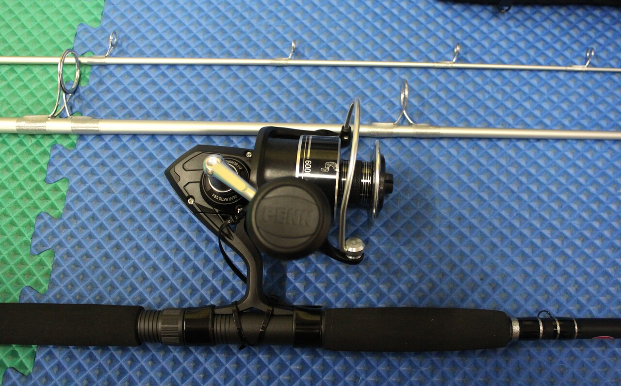 PENN Pursuit V Saltwater 7' 0" 3-Piece Medium Heavy Spinning Boat Travel Combo PURV6000703MHTRVL 1639629