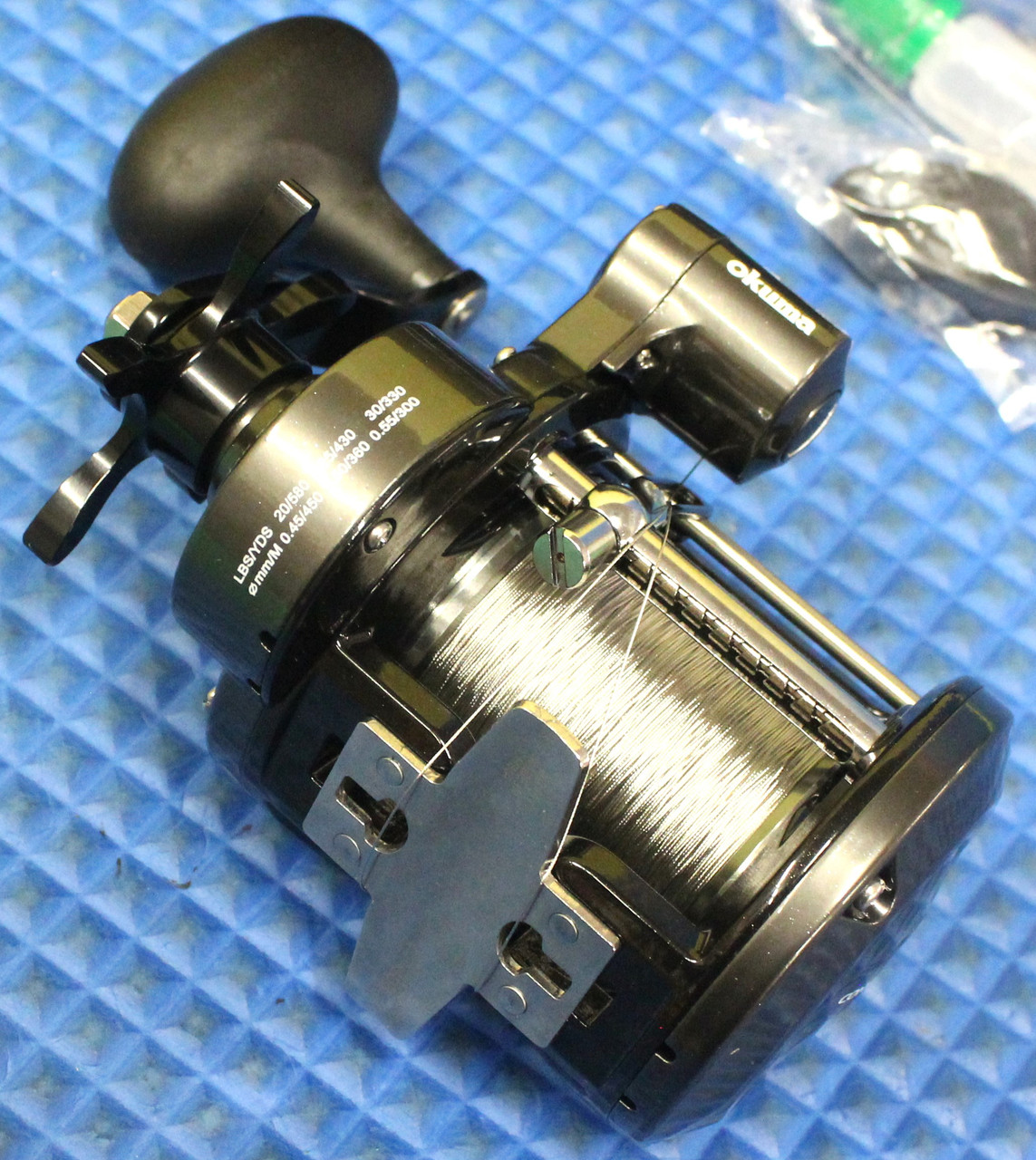 Okuma Convector Line Counter Reel Pre-spooled With 1000FT 30LB Stainless Wire 165YDS 20LB Mono Backing CV-45DB