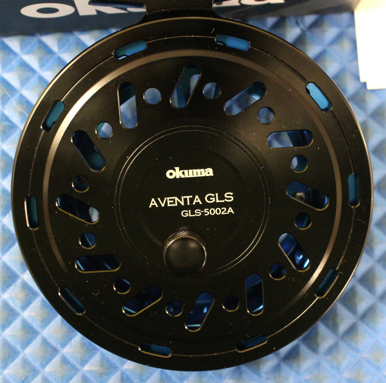 Okuma Aventa Float Reel Blue With Soft Case GLS-5002A-BL