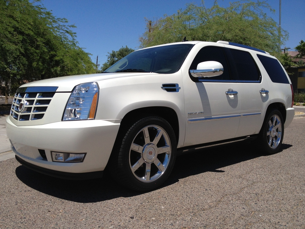 Cadillac Escalade 20072014 2/3 Economy Drop Kit McGaughys Part