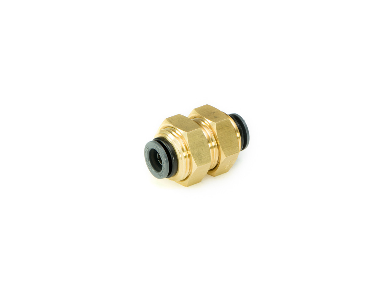 ACCUAIR 3/8" DOT/PTC 3/8" NPT 90 DEG SWIVEL ELBOW ACCUAIR 3/8" DOT/PTC 3/8" NPT 90 DEG SWIVEL ELBOW