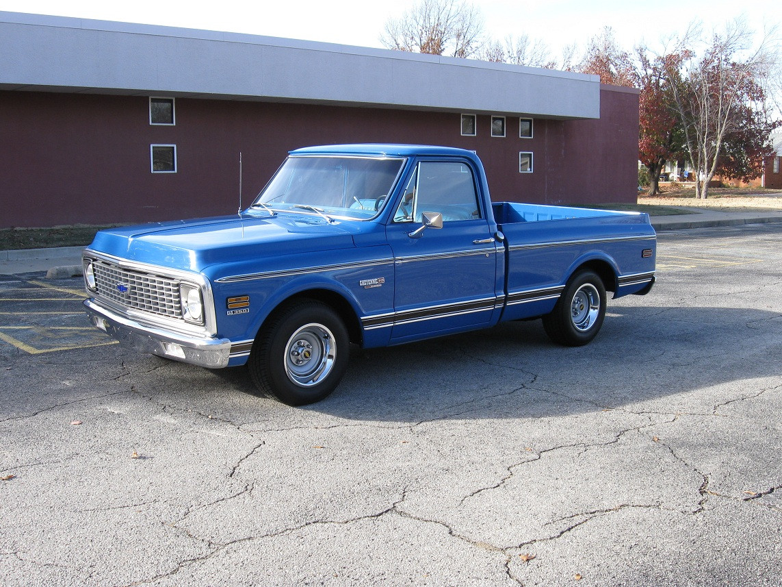 Chevrolet C10 19631972 2/4 Economy Drop Kit McGaughys Part 63169/