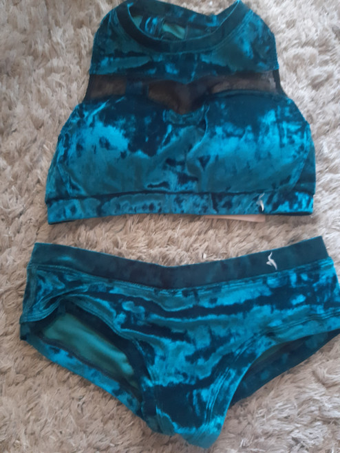 SWEET BERRIES velvet 2pce set