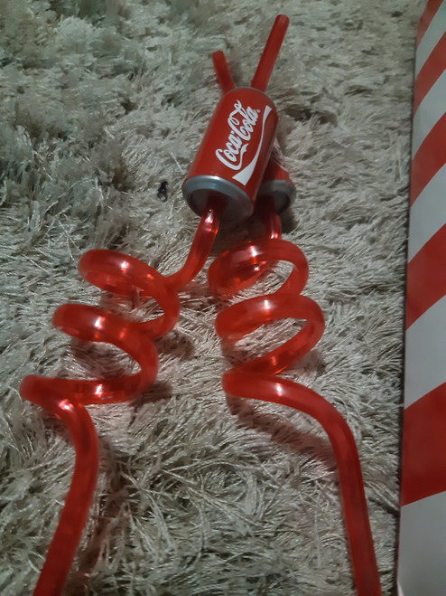 COKE curly straw with can