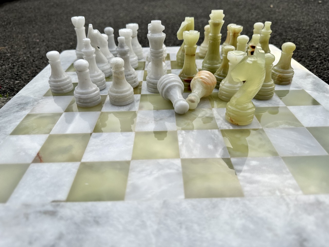 White and Green Onyx Chess Set 15 Inches with Storage – view 4