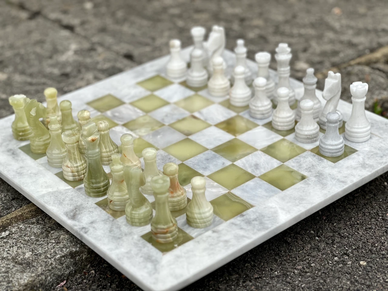 White and Green Onyx Chess Set 15 Inches with Storage – view 2