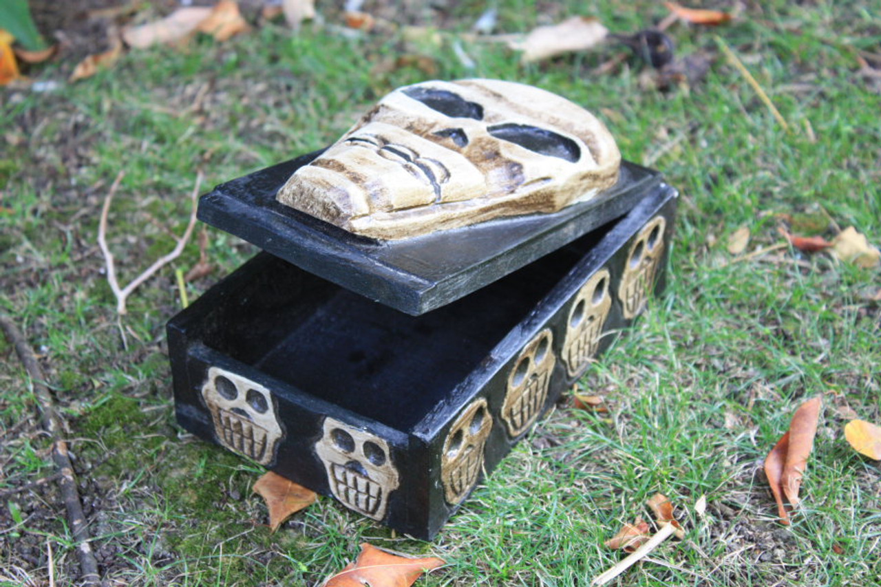 Skull Treasure Chest Box 7