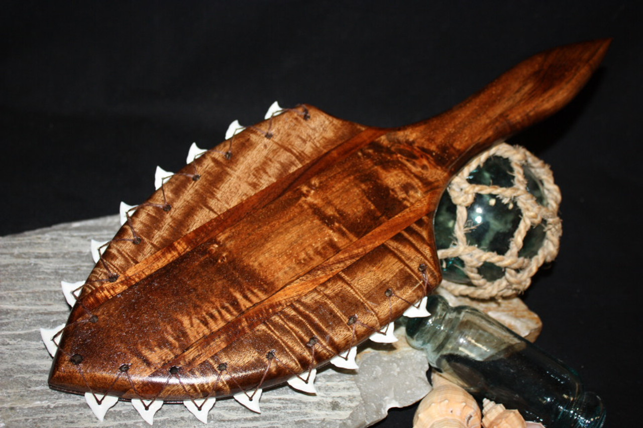 Hawaiian Spear Fishing Weapon(LEI O Mano Tiger Shark Tooth). (Brown Wood )