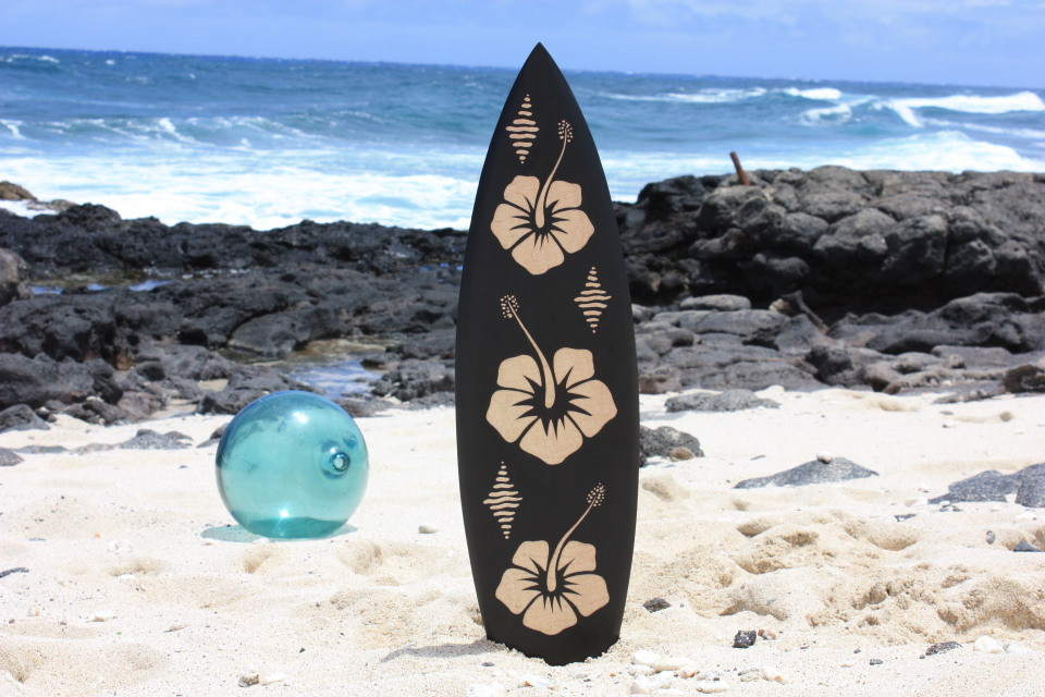 Wooden Surfboard w/ Hibiscus Flowers 30