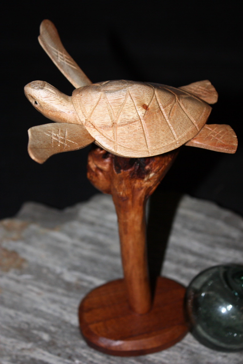 Swimming Sea Turtle w/ Driftwood Base 9