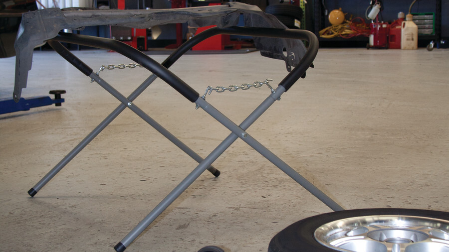 Performance Tool Workbenches and Stands, featuring an image of a 500 pound shop stand in a garage