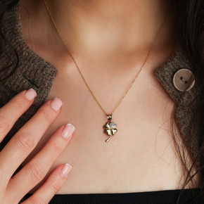 10K/14K Solid Gold Lab Grown Diamond 4 Leaf Lucky Clover Pendant Necklace
