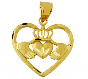 Gold Claddagh Pendant In Heart