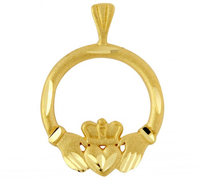 Gold Claddagh Pendant