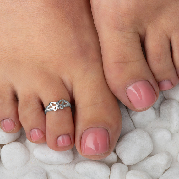 .925 Sterling Silver Butterfly Rope Toe Ring on male model