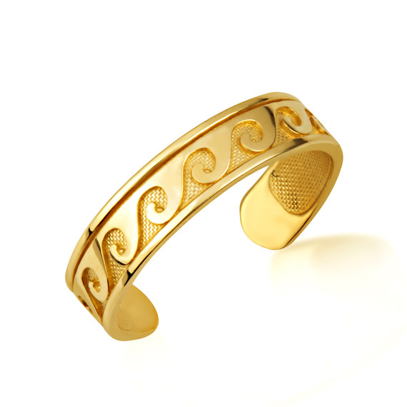 Gold Woman's Tranquil Waves Minimalist Toe Ring