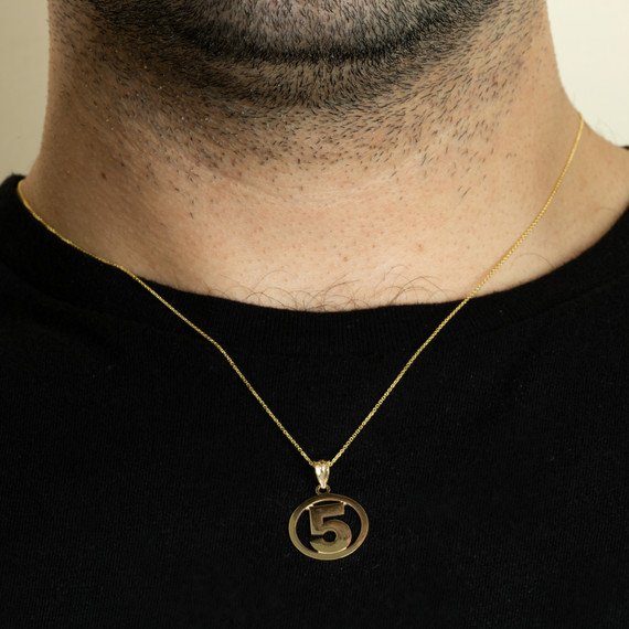Gold Personalized Jersey Number Sports Circle Pendant Necklace (Available in Yellow/Rose/White Gold)