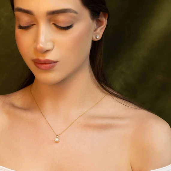 Gold Lab Grown Diamond Round Stud Pendant Necklace