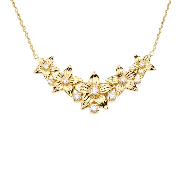 14K Elegant Diamond Flower Necklace in Yellow Gold