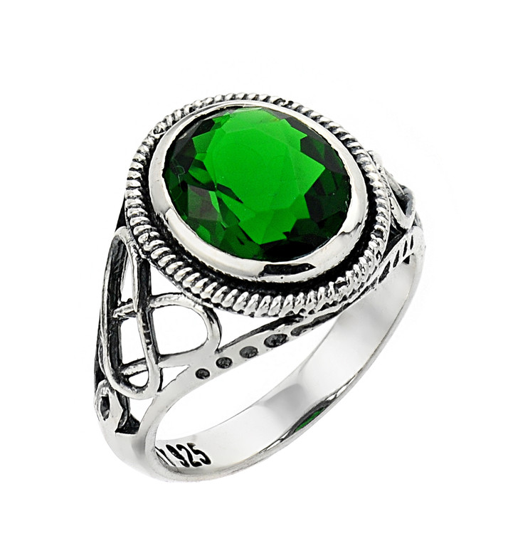 Silver ladies trinity knot ring with emerald.
