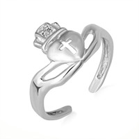 White Gold Claddagh Toe Ring With Diamond