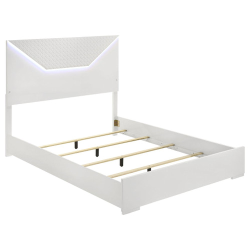 Pierce - Bedroom Set With LED Lighting