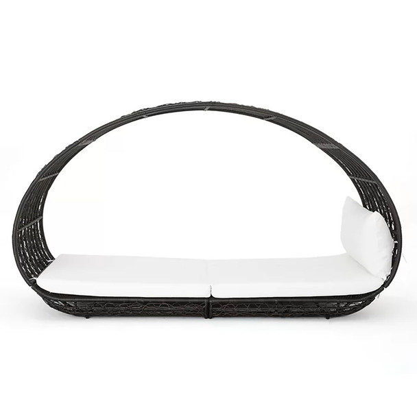 Abigal - Outdoor Wicker Daybed With Cushion