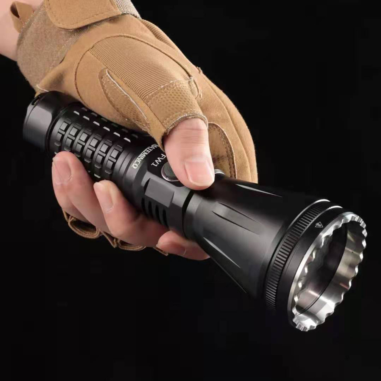 rechargeable searchlight