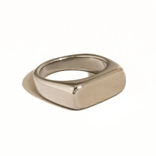Glayce Signet Ring - Silver Glayce Signet Ring - Silver