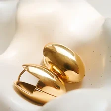 Elio Oval Droplet Earrings - Gold