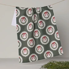 Merry Wreaths Tea Towel - Green
