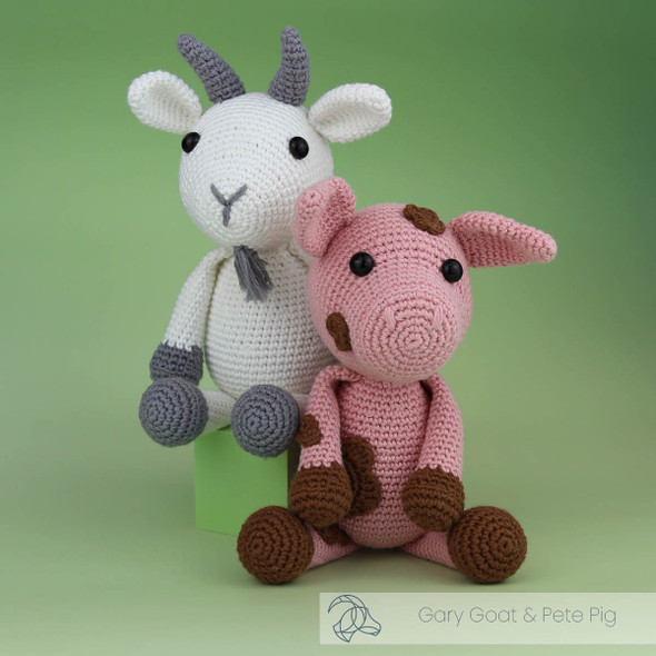 Pete Pig Crochet Kit