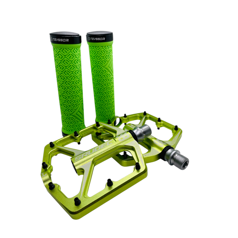 Green SRUDEC Bicycle Pedals Alloy - Mountain Bike MTB BMX with matching grips